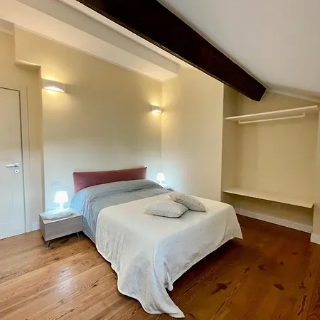 Migliorini Lusso & Comfort In Finalborgo. דירה