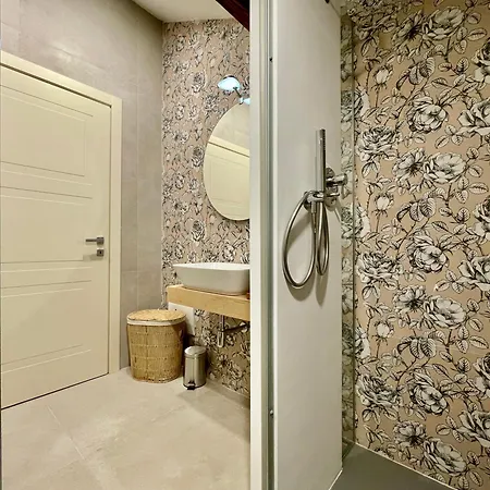 Migliorini Lusso & Comfort In Finalborgo. Finale Ligure