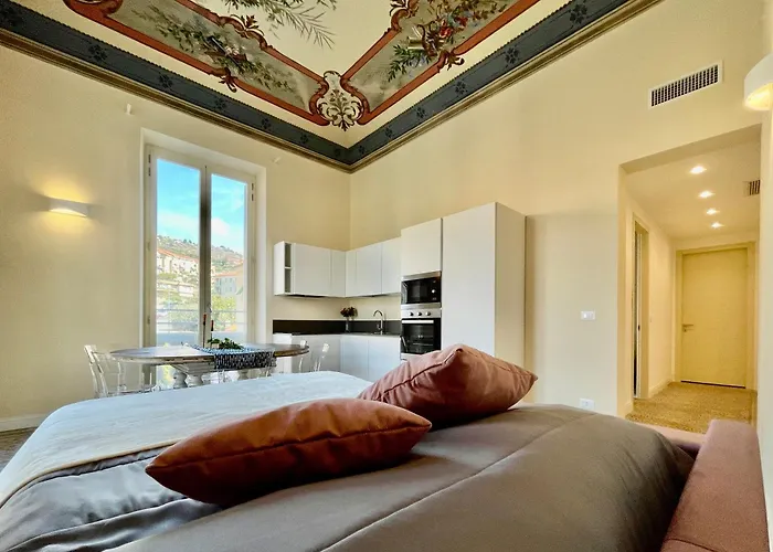 Migliorini Lusso & Comfort In Finalborgo. *