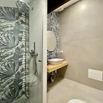 Migliorini Lusso & Comfort In Finalborgo. *