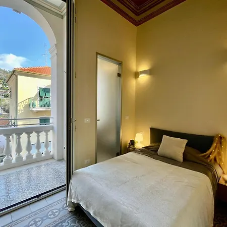 Migliorini Lusso & Comfort In Finalborgo. Apartment Finale Ligure
