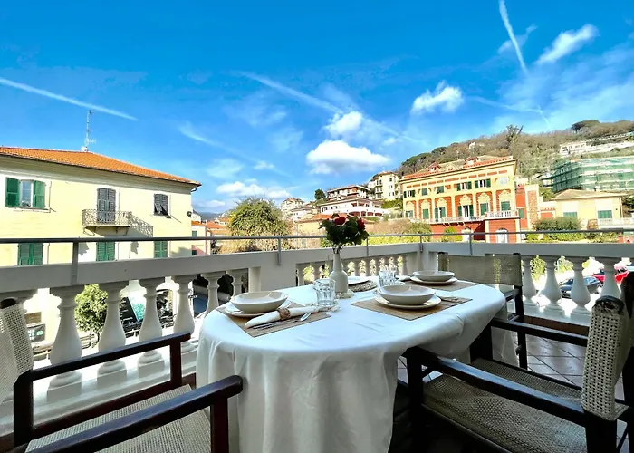 Apartman Migliorini Lusso & Comfort In Finalborgo. Finale Ligure